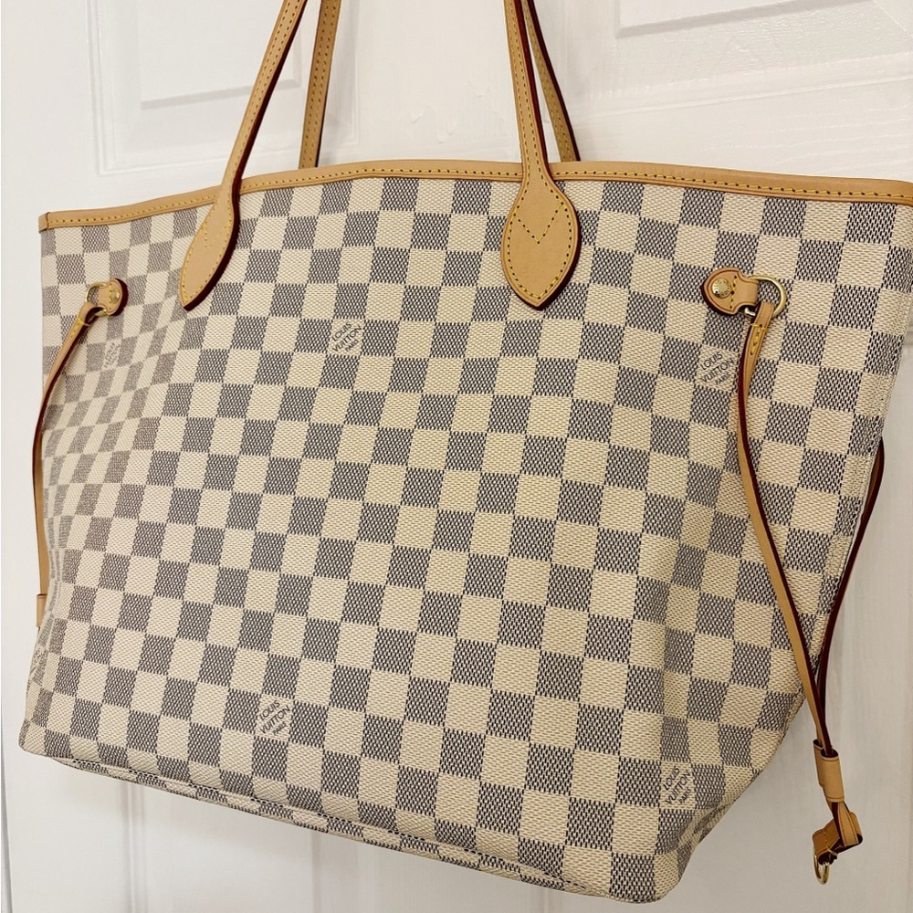 Louis Vuitton Neverfull MM